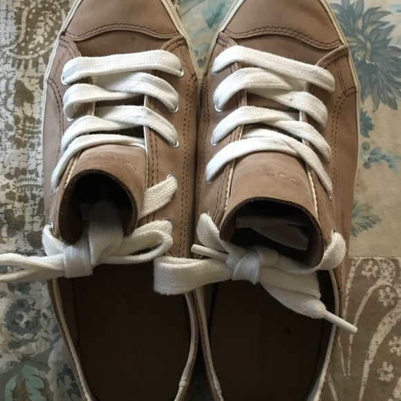 Retro Lacoste nubuck leather sneakers UK 6, EU 39.5, USA 8 - Picture 5 of 6